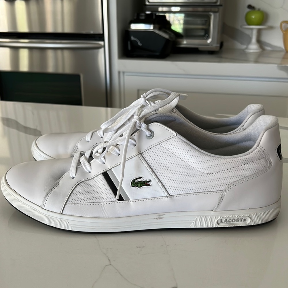 Lacoste Europa HS2 SPM Men White
Leather Low Top Sneaker Lace Up...size 13